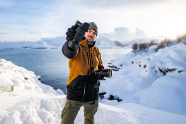 Nikon magazine - Nicolas Jaegergaard and the ZR 
